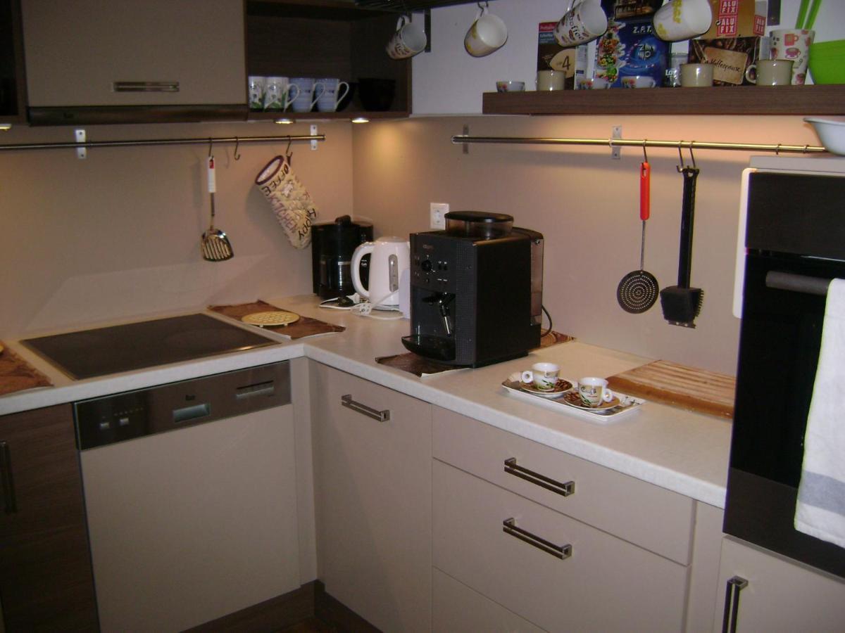 Zoeldlomb Apartman Siófok Eksteriør billede
