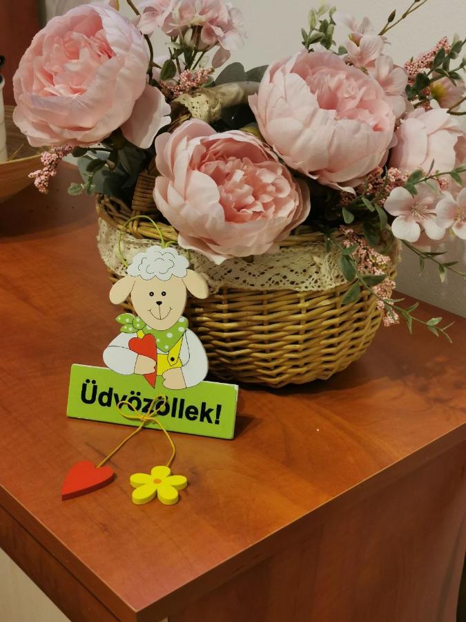 Zoeldlomb Apartman Siófok Eksteriør billede